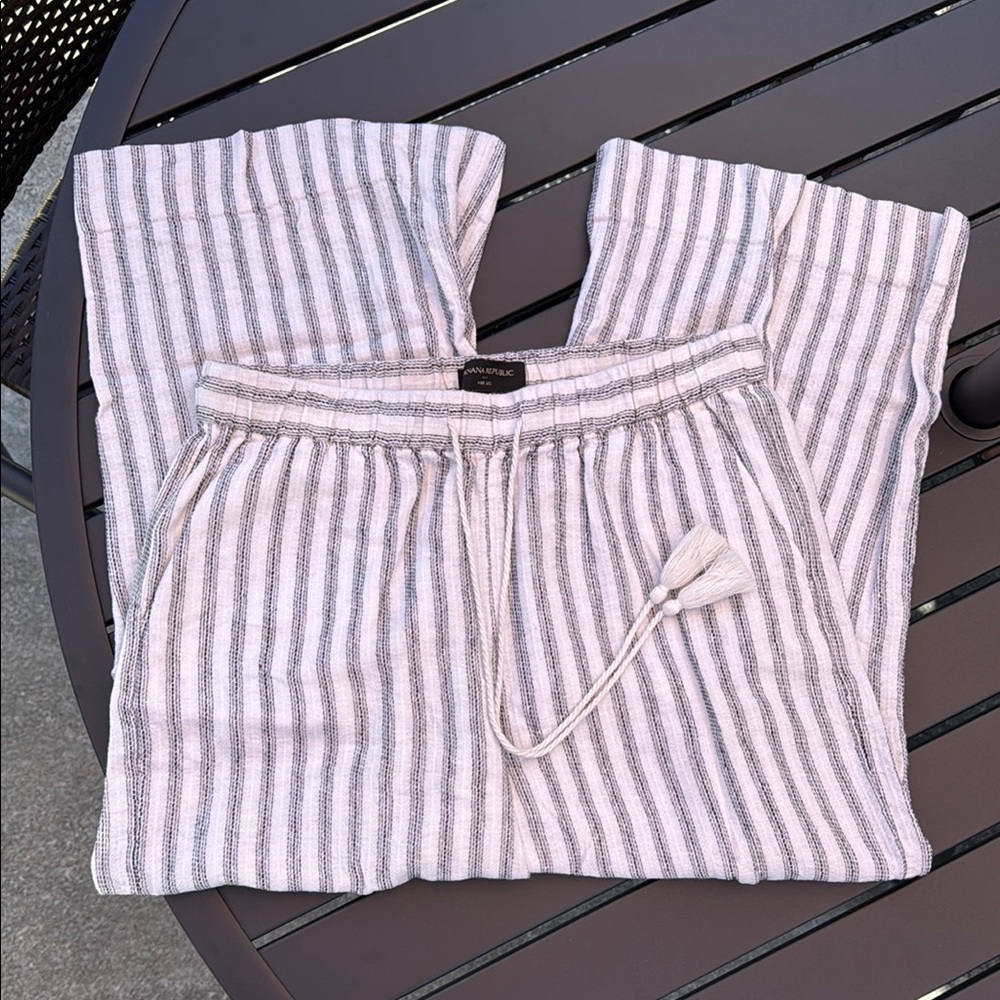 Banana Republic Black and White Wide Leg Pants